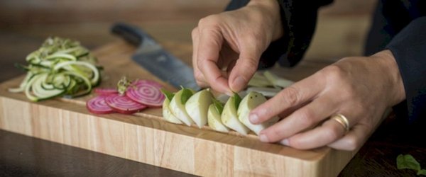 Manger à la table du monde - MOURENX